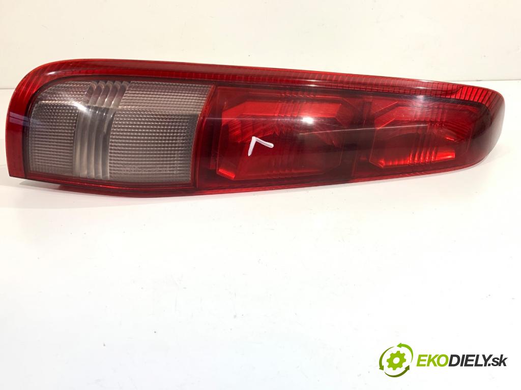 NISSAN X-TRAIL T30 SUV 2006 100 kW 2.2 dCi 2184 světlo levý zadní část 