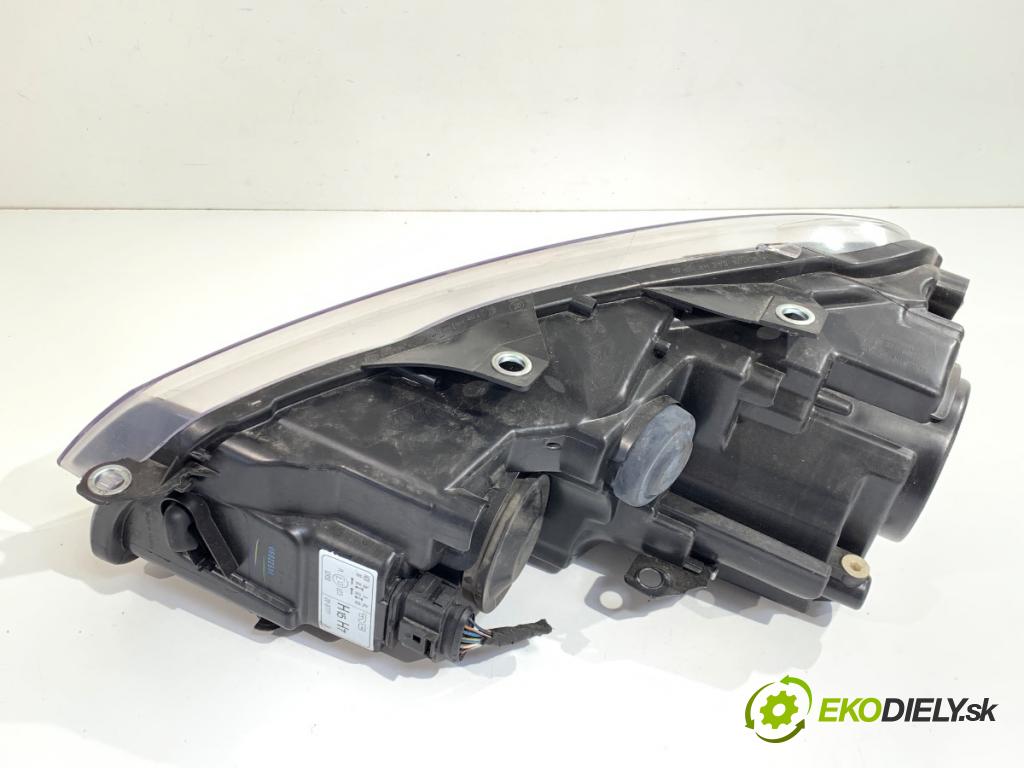 VW GOLF VI Kombi 2011 103 kW 2.0 TDI 1968 světlomet pravý přední část