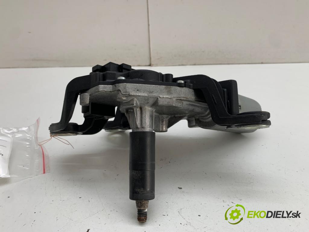 VW GOLF VI liftback 2009 90 kW 1.4 TSI 1390 motor stěračů zadní část 5K6955711A