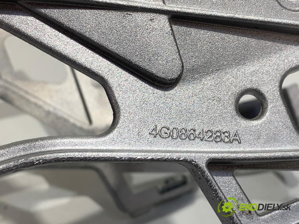 AUDI A7 4G liftback 2016 245 kW 3.0 TFSI quattro 2995 loketní opěrka 4G0864283A (Loketní opěrka)
