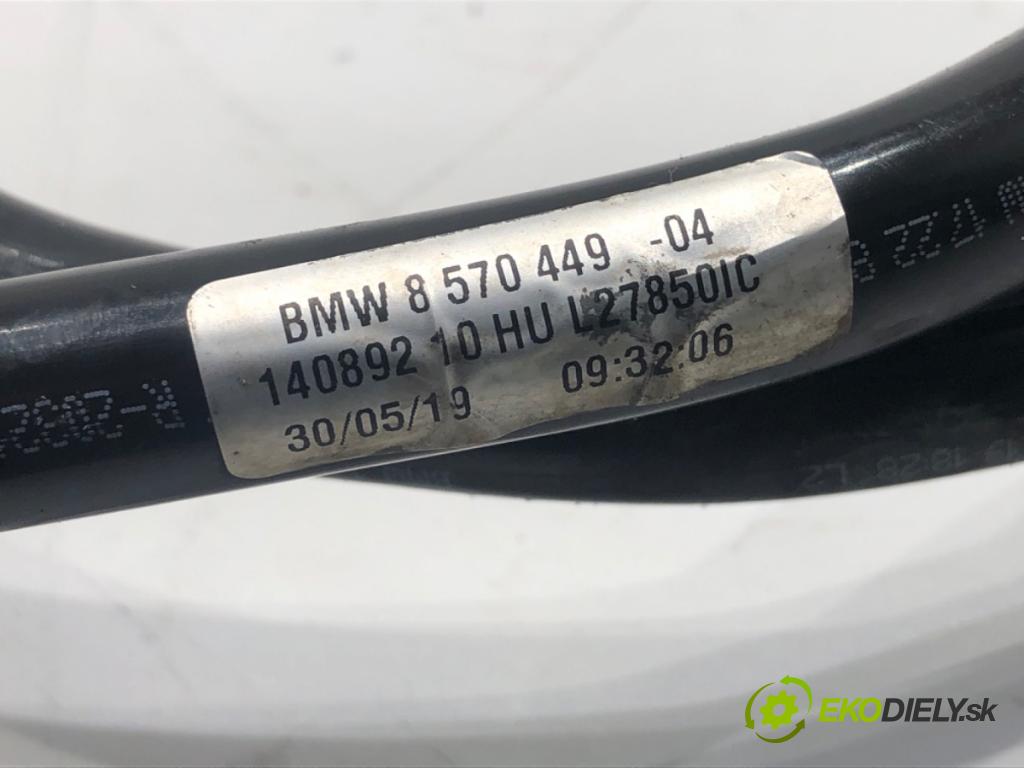 BMW F20 liftback 2019 100 kW 118 i 1598 trubka převodovky 8570449