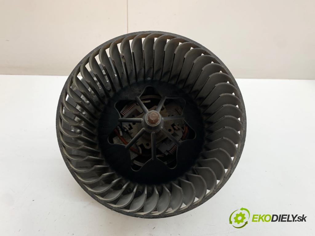 VW GOLF VI liftback 2009 90 kW 1.4 TSI 1390 ventilátor kúrenia 3C1820015L
