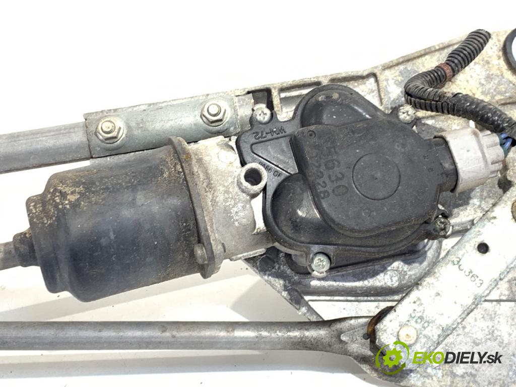 NISSAN X-TRAIL T30 SUV 2006 100 kW 2.2 dCi 2184 mechanismus stěračů přední část  (Motorek stěračů přední)