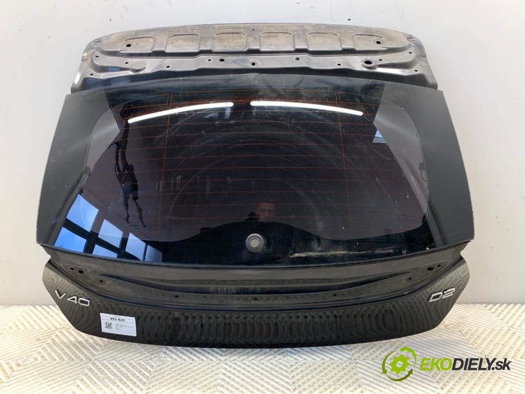 VOLVO V40 liftback 2012 84 kW D2 1560 kapota zad 452 