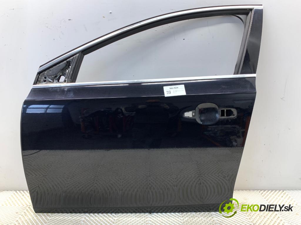 VOLVO V40 liftback 2012 84 kW D2 1560 Dvere ľavy predný 452 