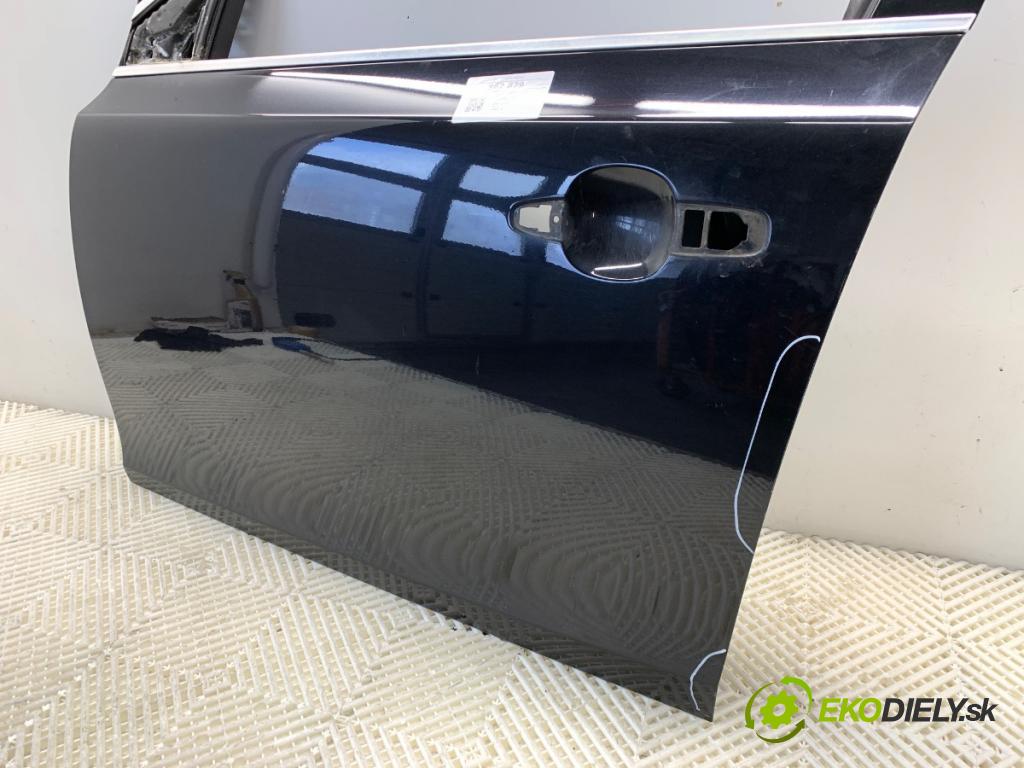 VOLVO V40 liftback 2012 84 kW D2 1560 dveře levý přední část 452