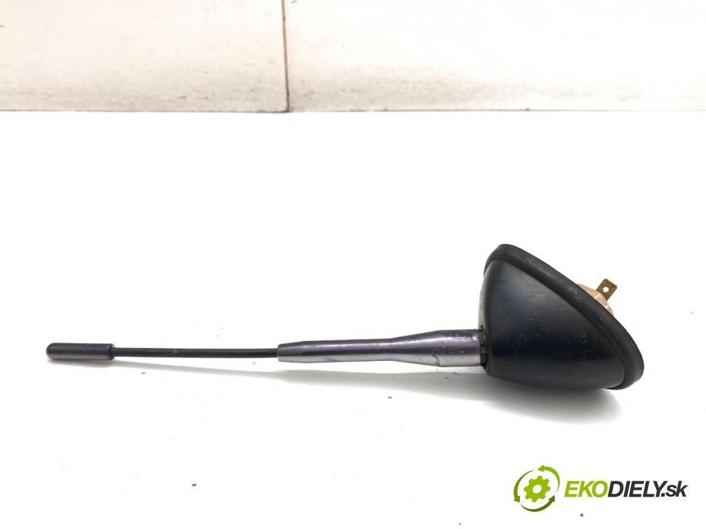 HONDA ACCORD VI sedan 2001 100 kW 1.8 i (CG8) 1850 ANTENA 