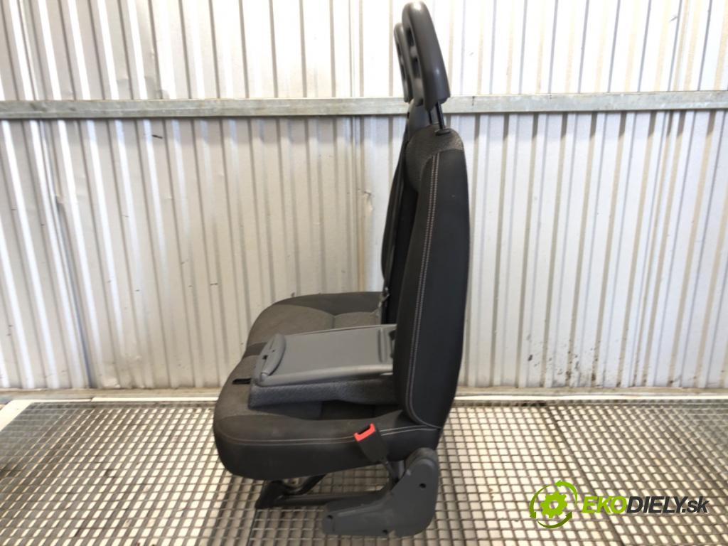 FIAT DUCATO III Autobus 2016 96 kW 130 Multijet 2,3 D 2287 sedadlo pravý přední část