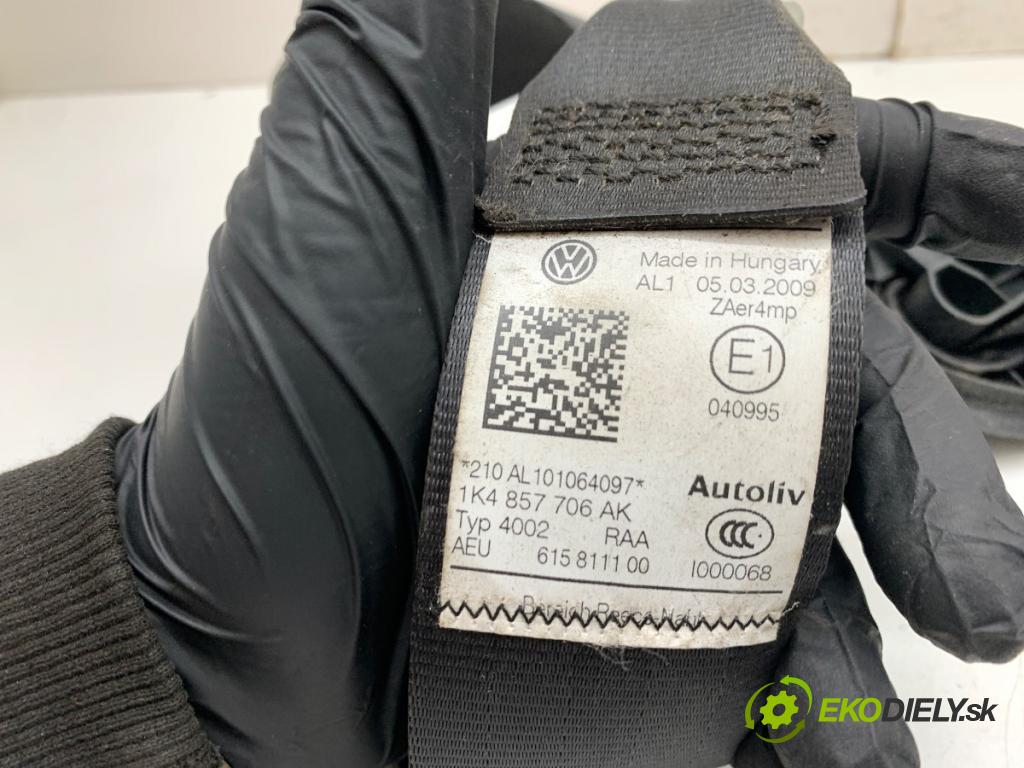 VW GOLF VI liftback 2009 90 kW 1.4 TSI 1390 držák bezpečnost pravý přední část 1K4857706AK
