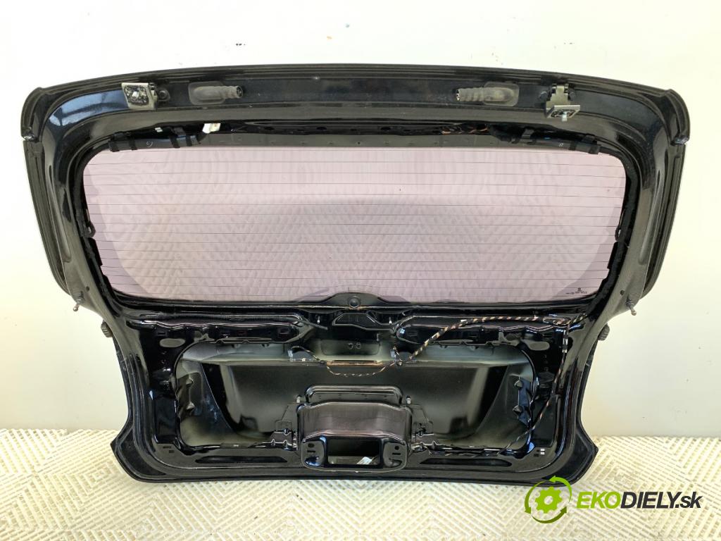 VW GOLF VI Kombi 2011 103 kW 2.0 TDI 1968 kapota zadní část L041