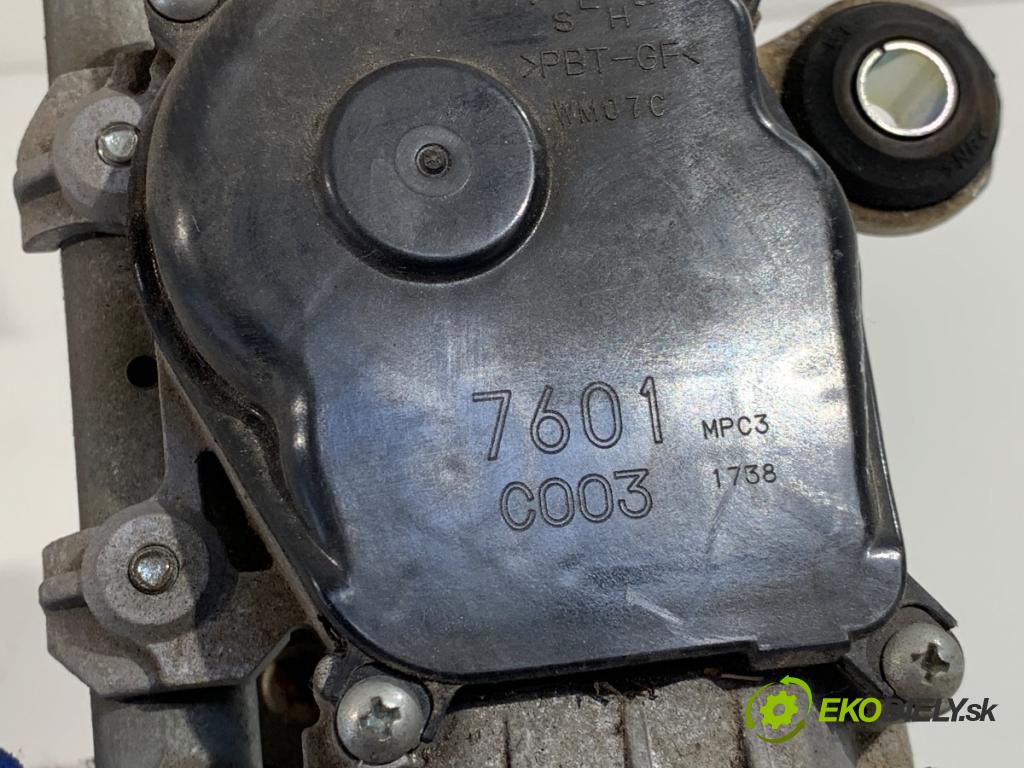 NISSAN MICRA K14 liftback 2017 66 kW 0.9 IG-T 898 mechanismus stěračů přední část 288005FA0A (Motorek stěračů přední)
