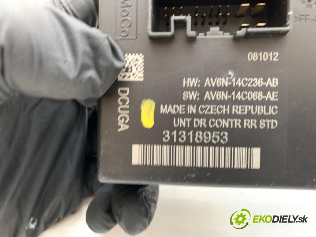 VOLVO V40 liftback 2012 84 kW D2 1560 Modul Dvere pravy zad 31318953