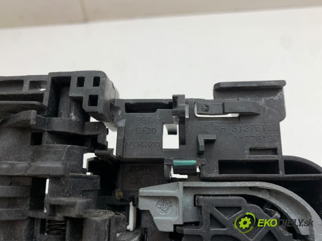 VOLVO V40 liftback 2012 84 kW D2 1560 Kľučka vonkajšia ľavy zad 31276166