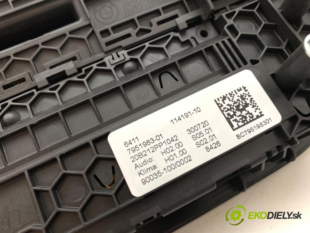 BMW G01 SUV 2020 135 kW xDrive 30 e Plug-in-Hybrid 1998 Panel ovládania kúrenia 7951983 (Prepínacie páčky pod volantom)