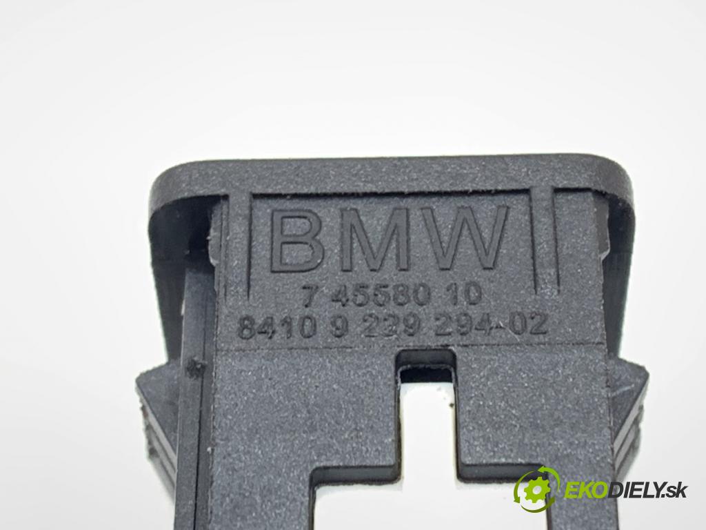 BMW G01 SUV 2020 135 kW xDrive 30 e Plug-in-Hybrid 1998 HNÍZDO: USB 9229294