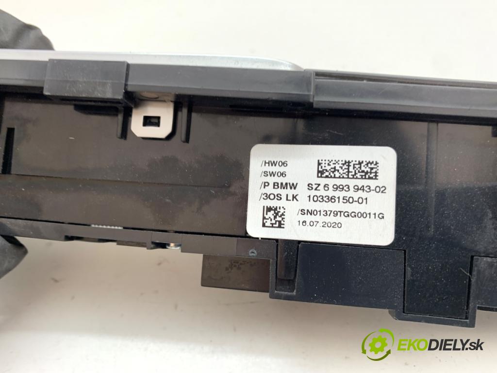 BMW G01 SUV 2020 135 kW xDrive 30 e Plug-in-Hybrid 1998 Panel prístrojovky STREDNÁ: 6993943