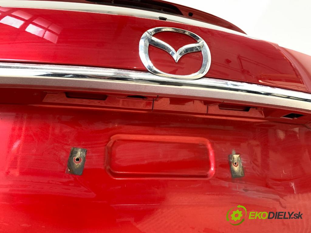 MAZDA 6 GJ Kombi 2016 141 kW 2.5 2488 kapota zadní část