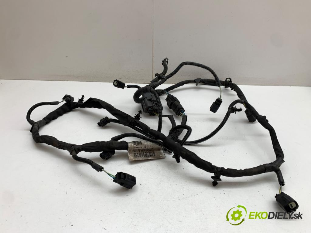 VOLVO V40 liftback 2012 84 kW D2 1560 Káblovačka nárazníka predný 31314509