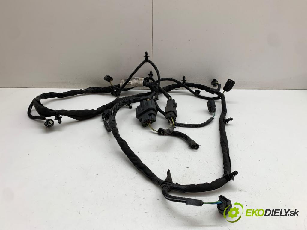 VOLVO V40 liftback 2012 84 kW D2 1560 Káblovačka nárazníka predný 31314509