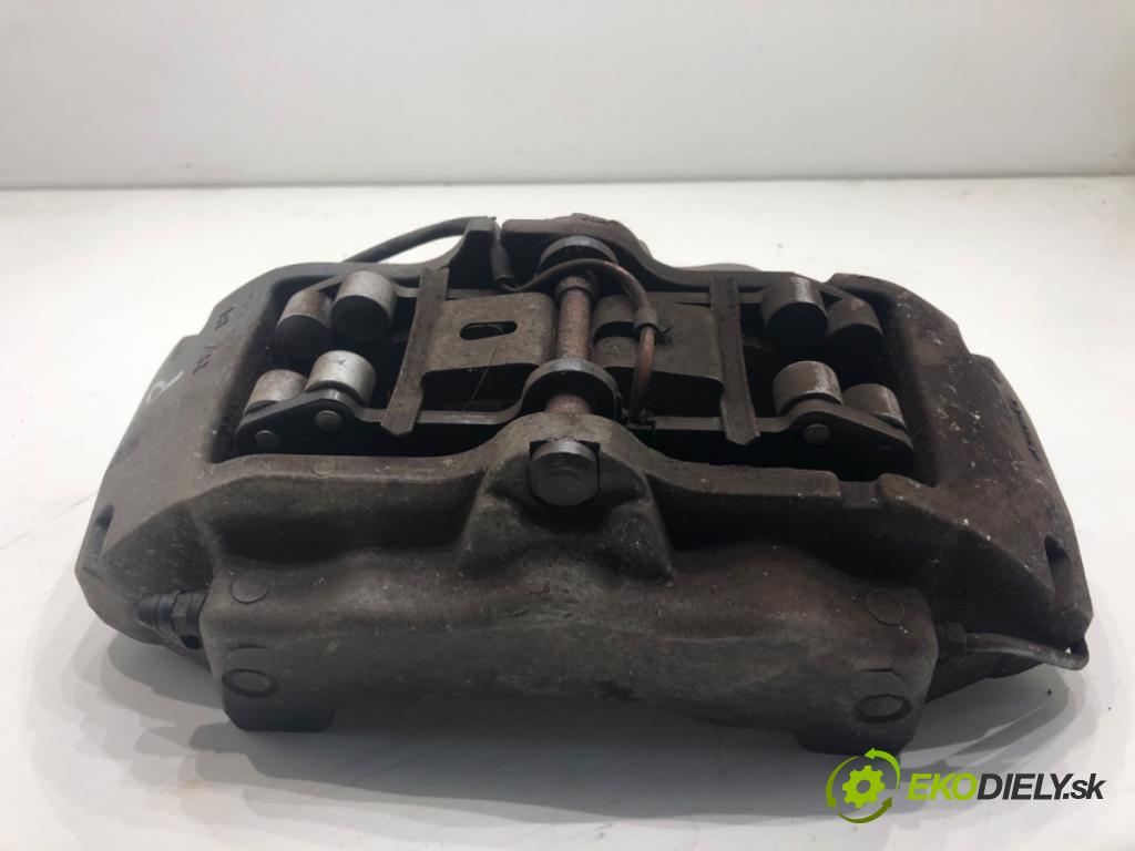 VW TOUAREG SUV 2004 230 kW 5.0 V10 TDI 4921 Brzdič strmeň pravy predný 