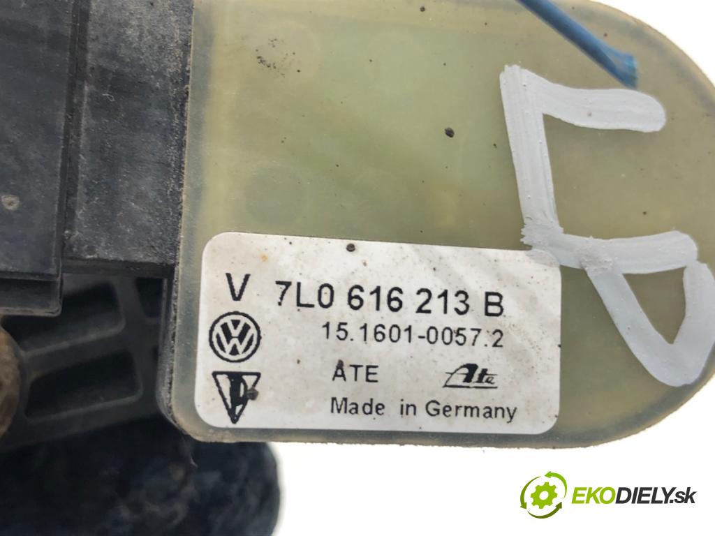 VW TOUAREG SUV 2004 230 kW 5.0 V10 TDI 4921 snímač ÚROVEŇ: XENON levý přední část 4E0907503C