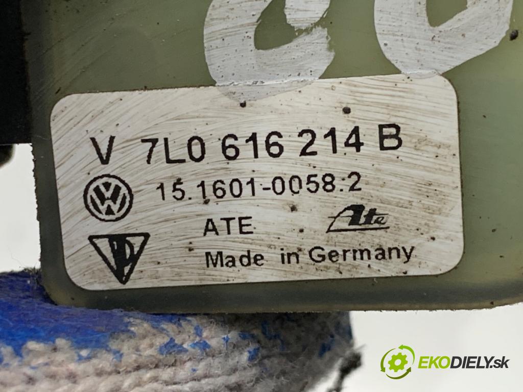 VW TOUAREG SUV 2004 230 kW 5.0 V10 TDI 4921 snímač ÚROVEŇ: XENON pravý přední část 7L0616214B