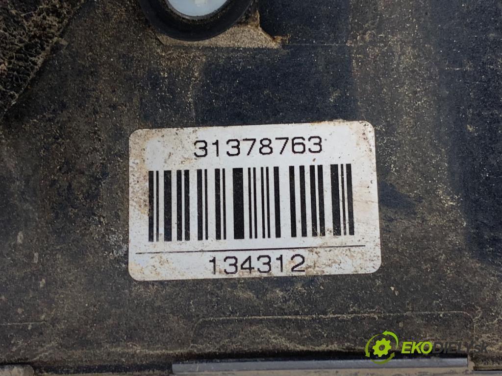 VOLVO V40 liftback 2012 84 kW D2 1560 zadní část - čelo dveří zadní část 31378763