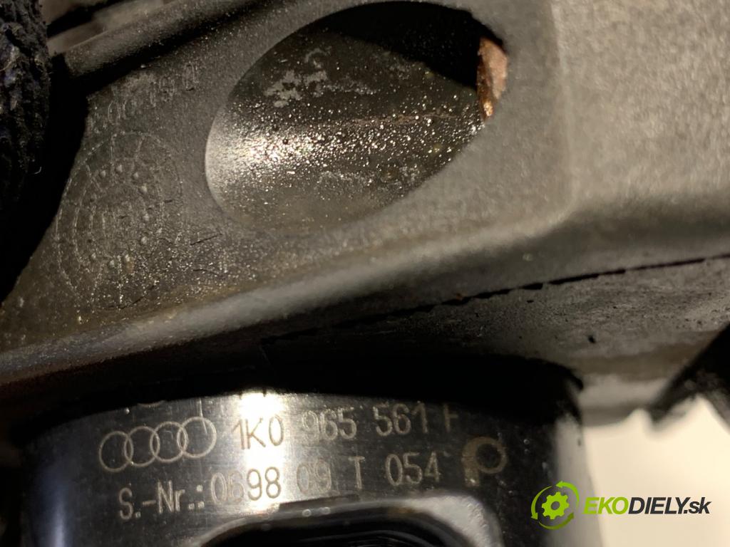 VW GOLF VI liftback 2009 90 kW 1.4 TSI 1390 DALŠÍ: pumpa vody 1K0965561F (Vodní pumpa)