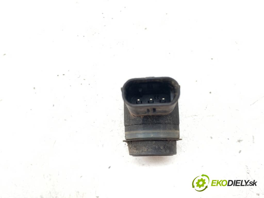 VOLVO V40 liftback 2012 84 kW D2 1560 Snímač PDC 31341344