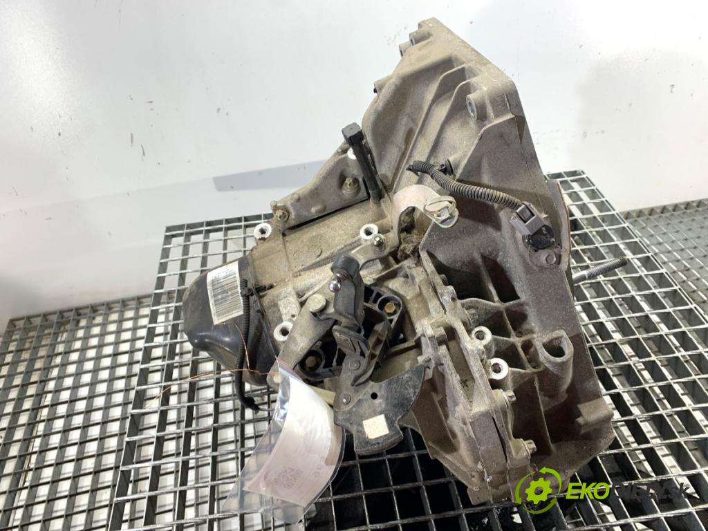 NISSAN MICRA K14 liftback 2017 66 kW 0.9 IG-T 898 Prevodovka JH3379 (Prevodovka)