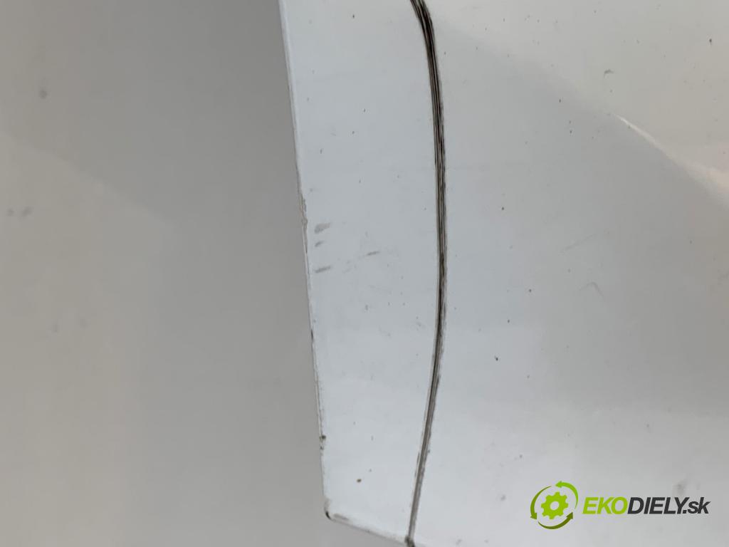 KIA SPORTAGE IV SUV 2016 97 kW 1.6 GDI 1591 dveře pravý zadní část WD