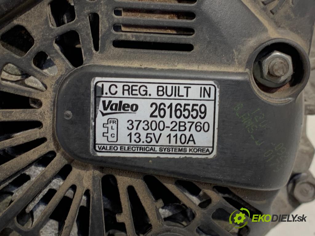 KIA RIO III liftback 2012 80 kW 1.4 CVVT 1396 Alternátor 37300-2B760 (Alternátor)