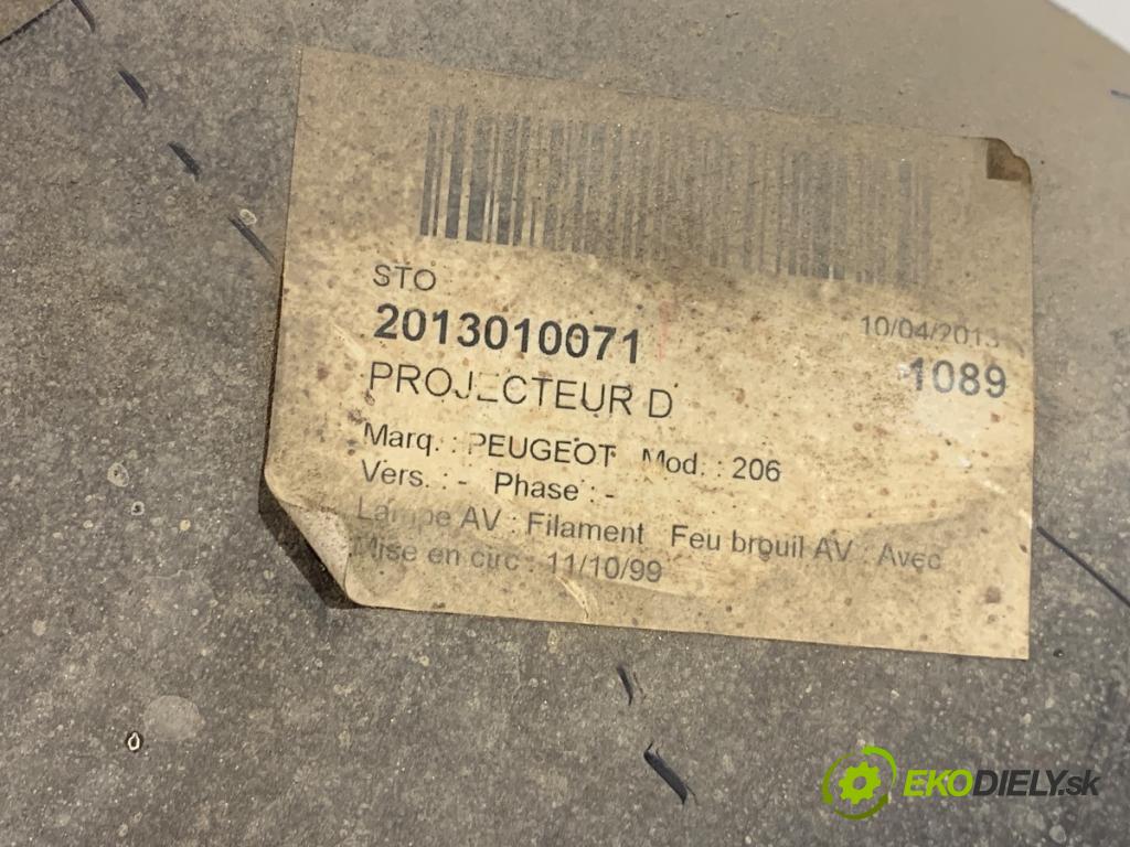 PEUGEOT 206 liftback 2003 50 kW 1.4 HDi eco 70 1398 světlomet pravý přední část