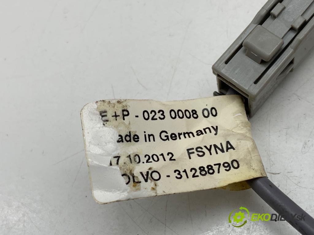 VOLVO V40 liftback 2012 84 kW D2 1560 MIKROFON: 31288790