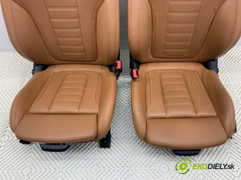 BMW G01 SUV 2020 135 kW xDrive 30 e Plug-in-Hybrid 1998 sedadla sedačky sedadlo boční