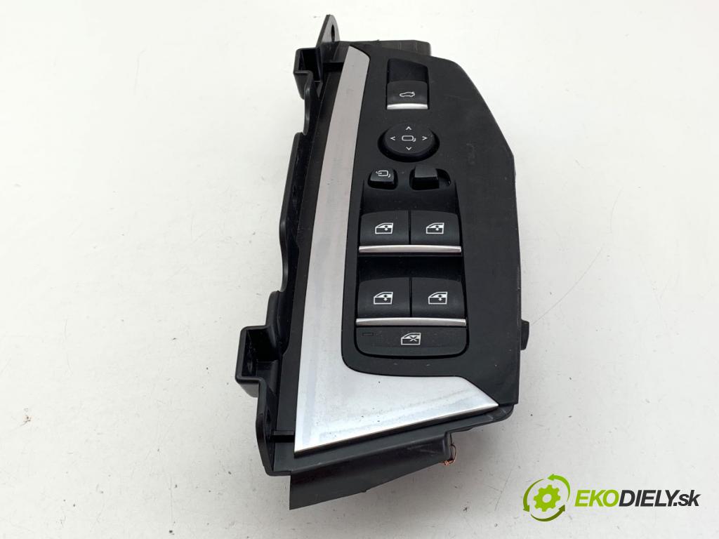 BMW G01 SUV 2020 135 kW xDrive 30 e Plug-in-Hybrid 1998 Prepínač okien 6832729 (Prepínacie páčky pod volantom)