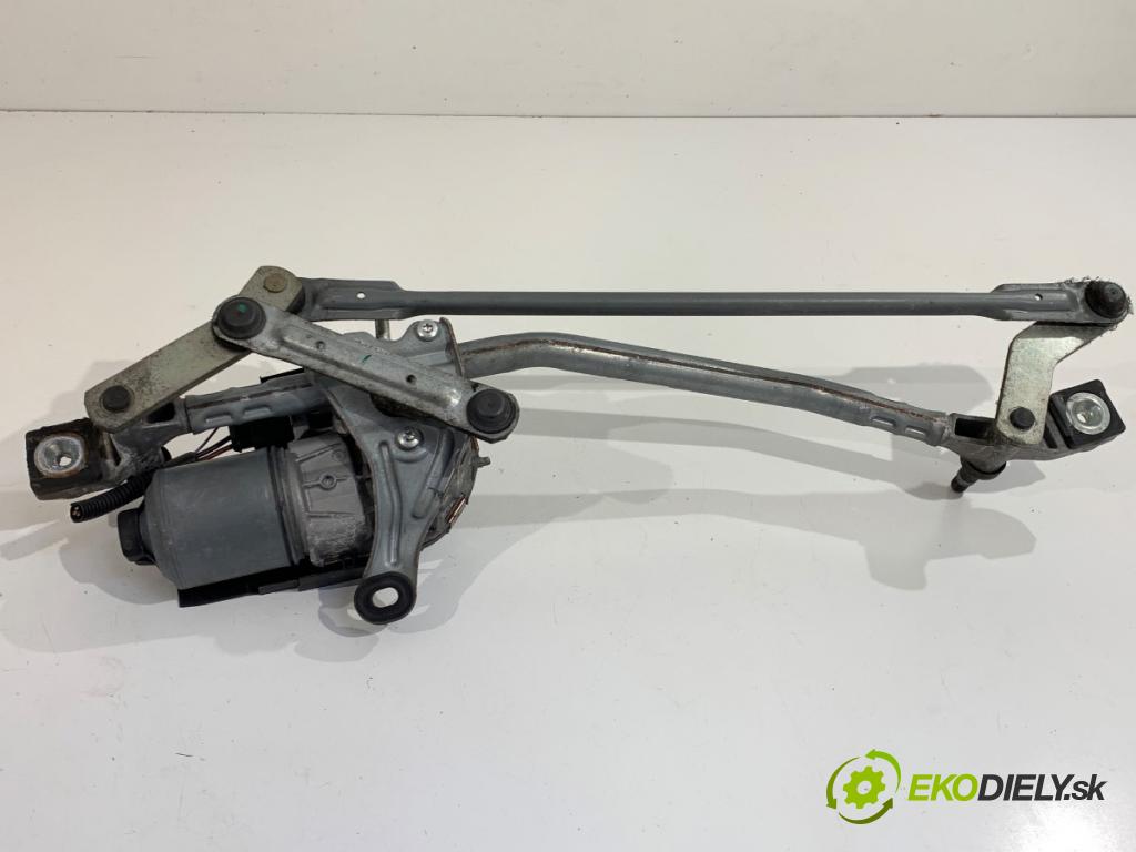 VOLVO V40 liftback 2012 84 kW D2 1560 mechanismus stěračů přední část 31378574 (Motorek stěračů přední)