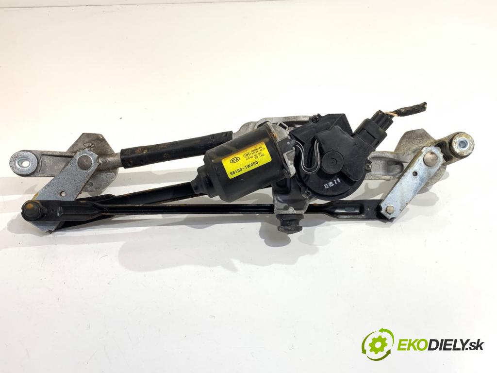 KIA RIO III liftback 2012 80 kW 1.4 CVVT 1396 mechanismus stěračů přední část 98100-1W000 (Motorek stěračů přední)