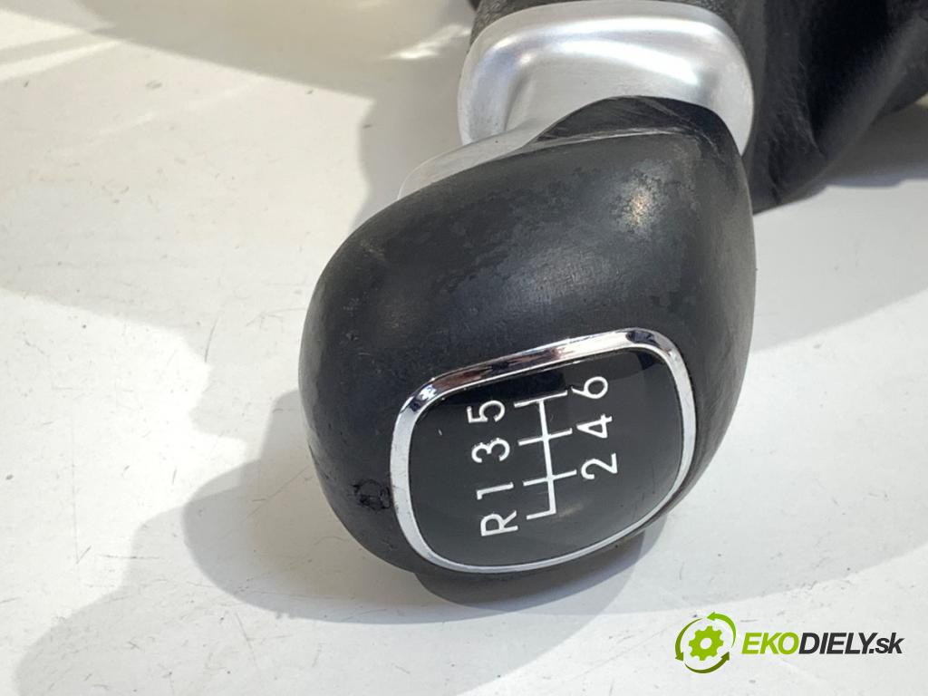 KIA RIO III liftback 2012 80 kW 1.4 CVVT 1396 Kulisa 43700-0UXXX (Rýchlostná páka (kulisa))