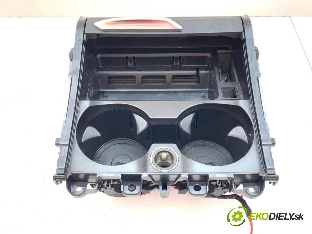 BMW G01 SUV 2020 135 kW xDrive 30 e Plug-in-Hybrid 1998 Držiak na nápoje 5A010B0 (Držiak (úchyt) na nápoje)
