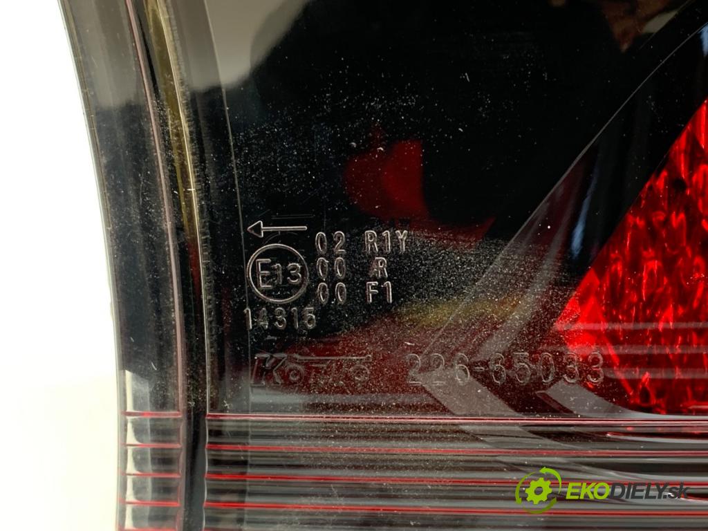 MAZDA 6 GJ Kombi 2016 141 kW 2.5 2488 světlo levý zadní část vnitřní 226-65033