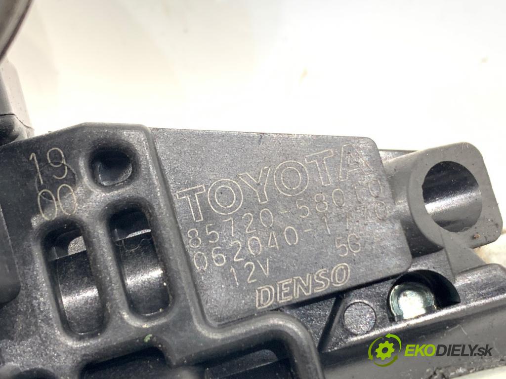 TOYOTA LAND CRUISER J12 samochód terenowy zamknięty 2005 120 kW 3.0 D-4D (KDJ120, KDJ125) 2982 mechanismus okna pravý zadní část 85720-58010