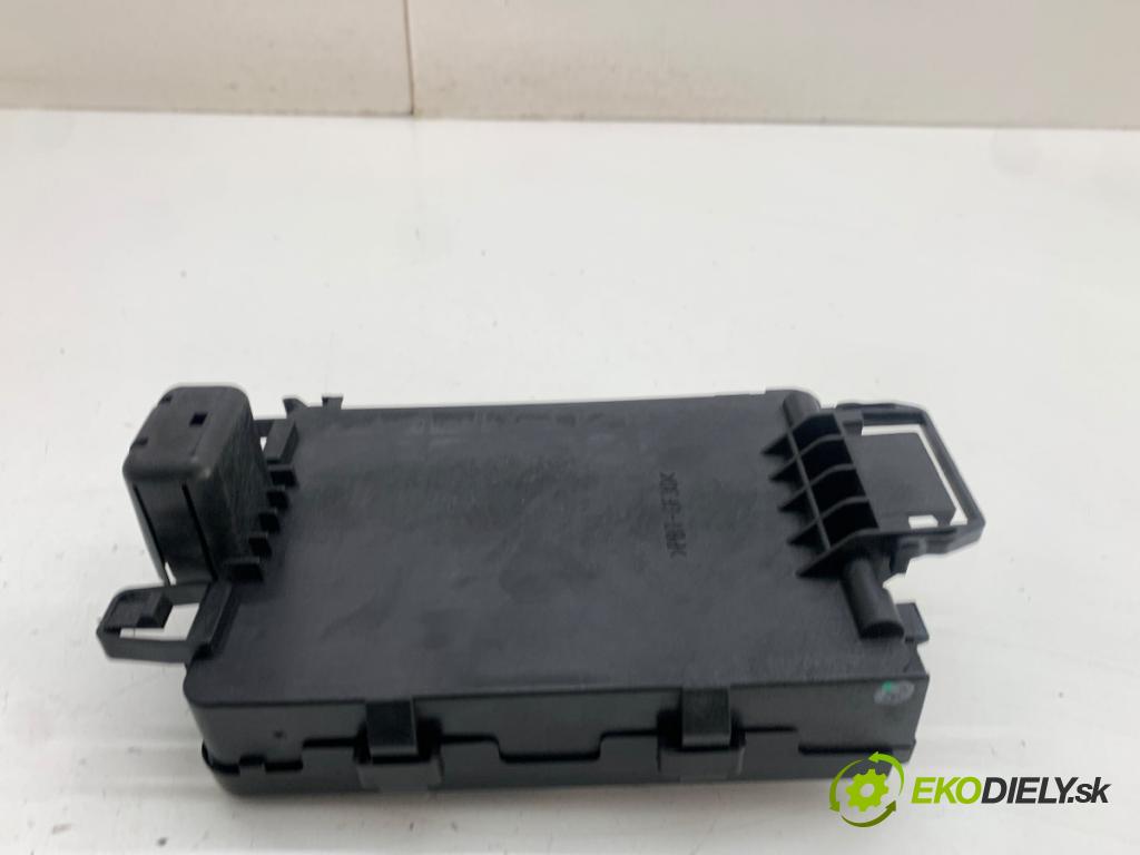 MAZDA 6 GJ Kombi 2016 141 kW 2.5 2488 Modul komfortu G46C675Y0B (Modul komfortu)