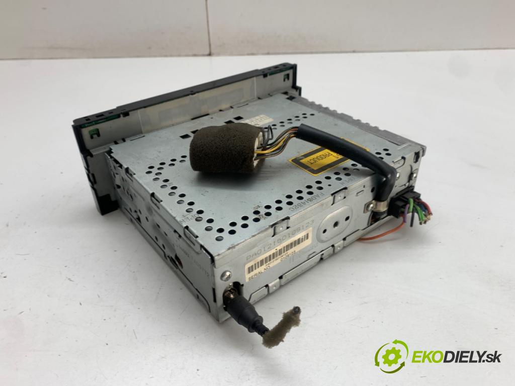 TOYOTA LAND CRUISER J12 samochód terenowy zamknięty 2005 120 kW 3.0 D-4D (KDJ120, KDJ125) 2982 RADIO 08600-00965 (Audio zariadenie)
