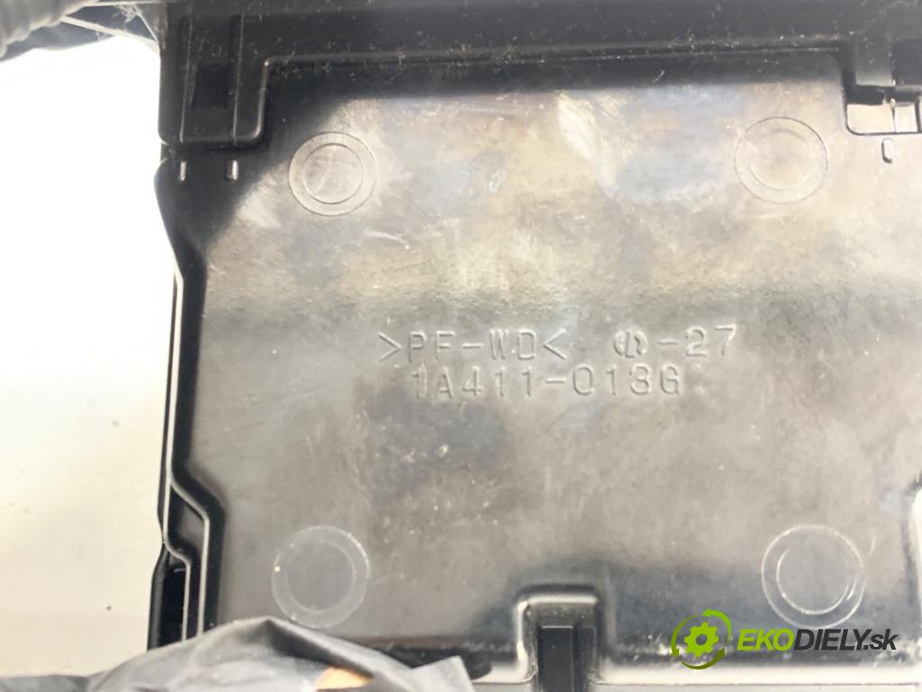 TOYOTA LAND CRUISER J12 samochód terenowy zamknięty 2005 120 kW 3.0 D-4D (KDJ120, KDJ125) 2982 Popolník 1A411-013G