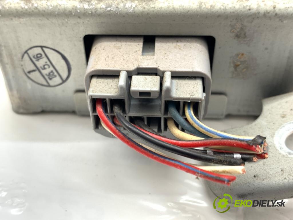 TOYOTA LAND CRUISER J12 samochód terenowy zamknięty 2005 120 kW 3.0 D-4D (KDJ120, KDJ125) 2982 modul ELEKTRONICKÝ ŘIDIČE: Turbo 89878-60020