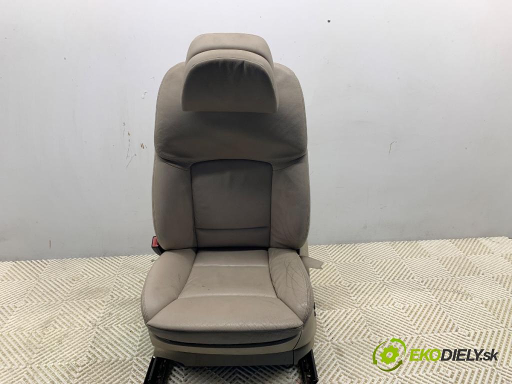 BMW F01 sedan 2010 240 kW 740 i, Li 2979 Sedadlo ľavy predný 
