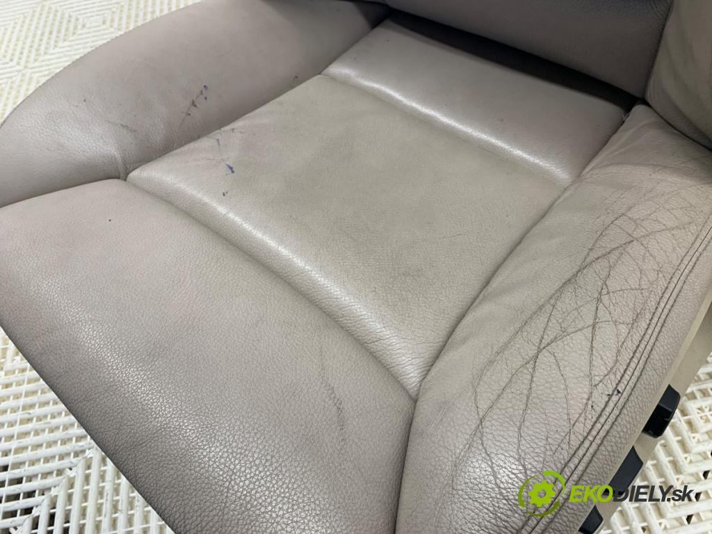 BMW F01 sedan 2010 240 kW 740 i, Li 2979 Sedadlo ľavy predný