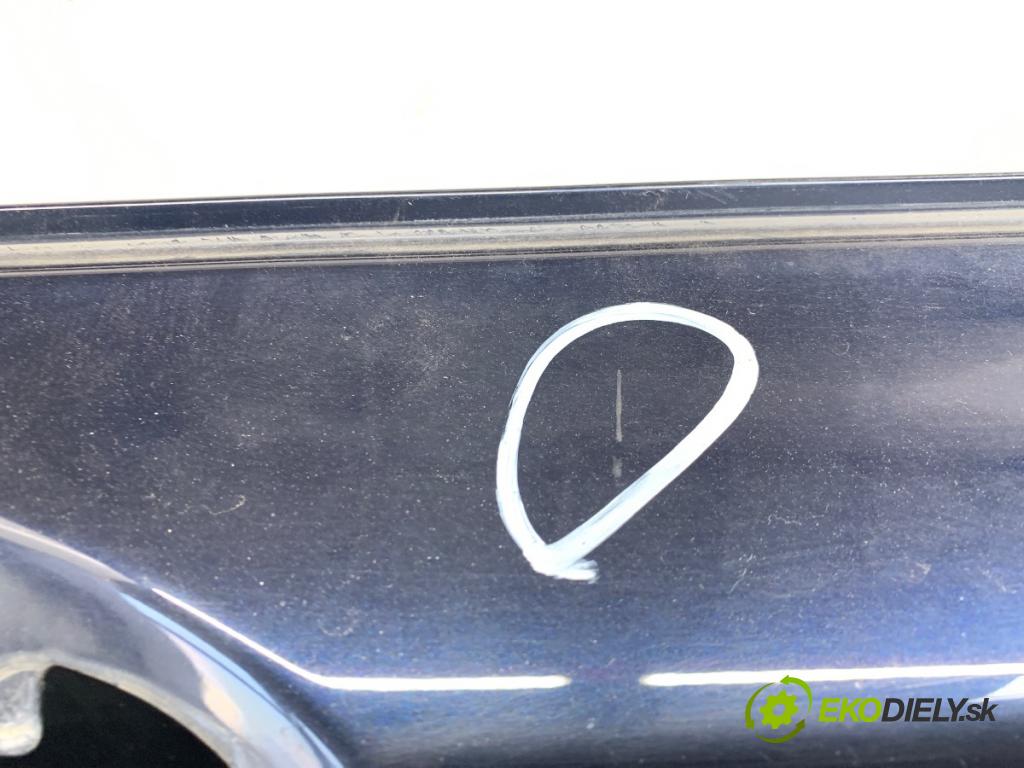BMW F01 sedan 2010 240 kW 740 i, Li 2979 Dvere pravy predný A89