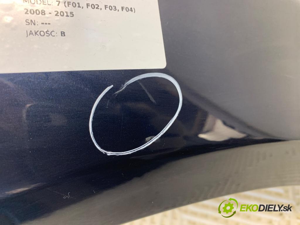 BMW F01 sedan 2010 240 kW 740 i, Li 2979 Blatník pravy predný A89